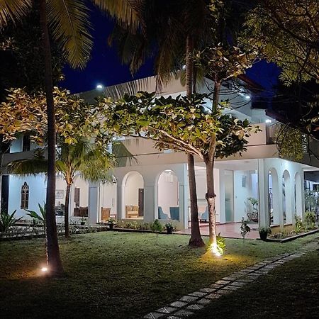 Blue Sand Beach Resort تريكونامالاي المظهر الخارجي الصورة