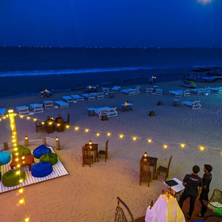 Blue Sand Beach Resort تريكونامالاي المظهر الخارجي الصورة