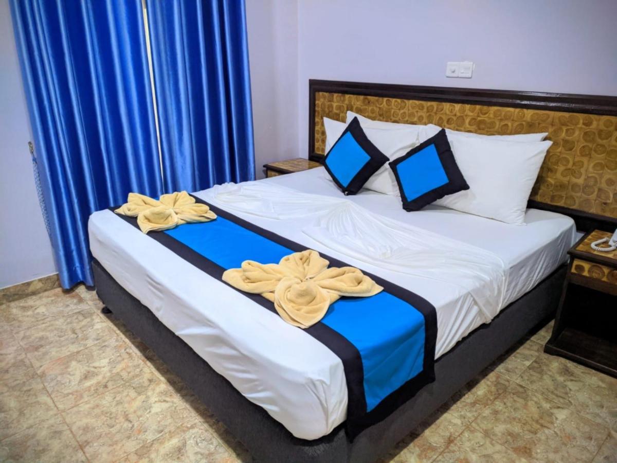 Blue Sand Beach Resort تريكونامالاي المظهر الخارجي الصورة