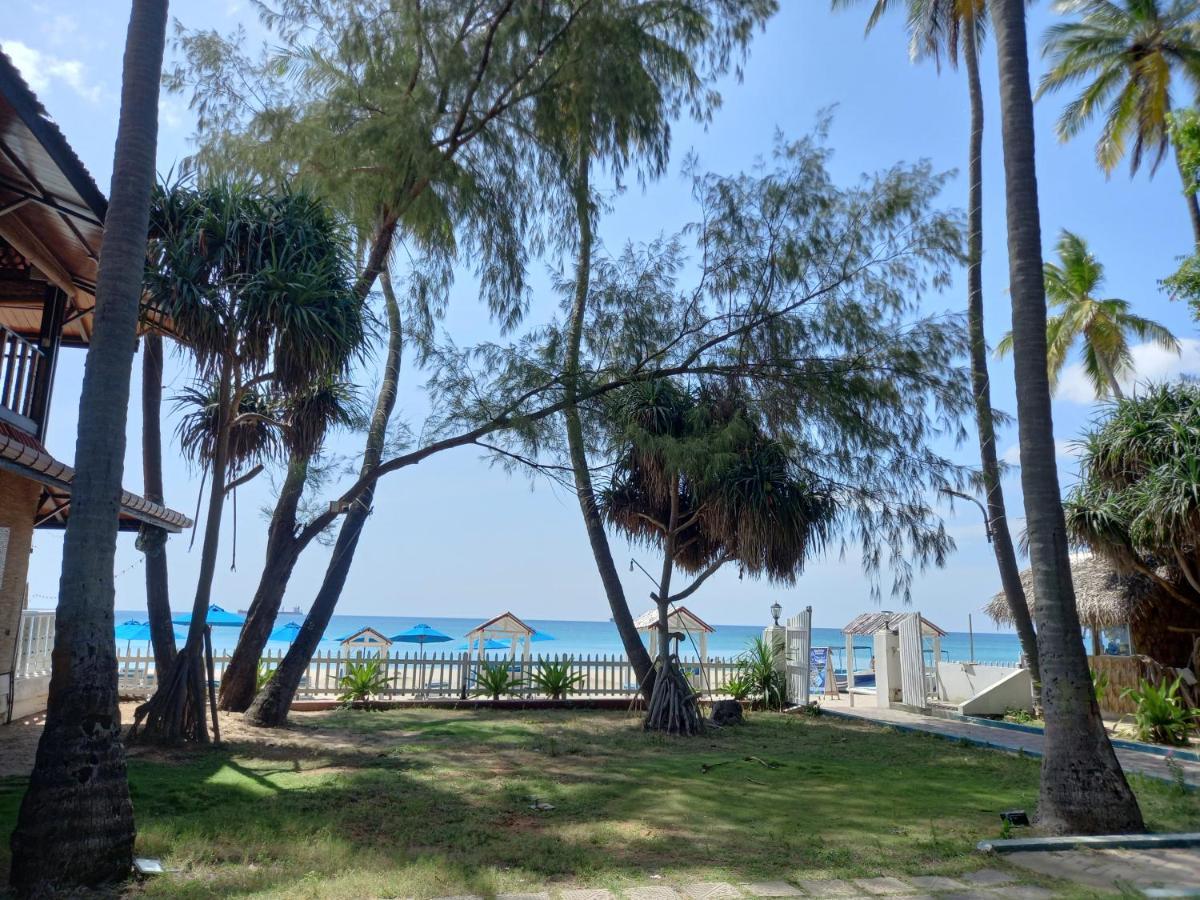 Blue Sand Beach Resort تريكونامالاي المظهر الخارجي الصورة